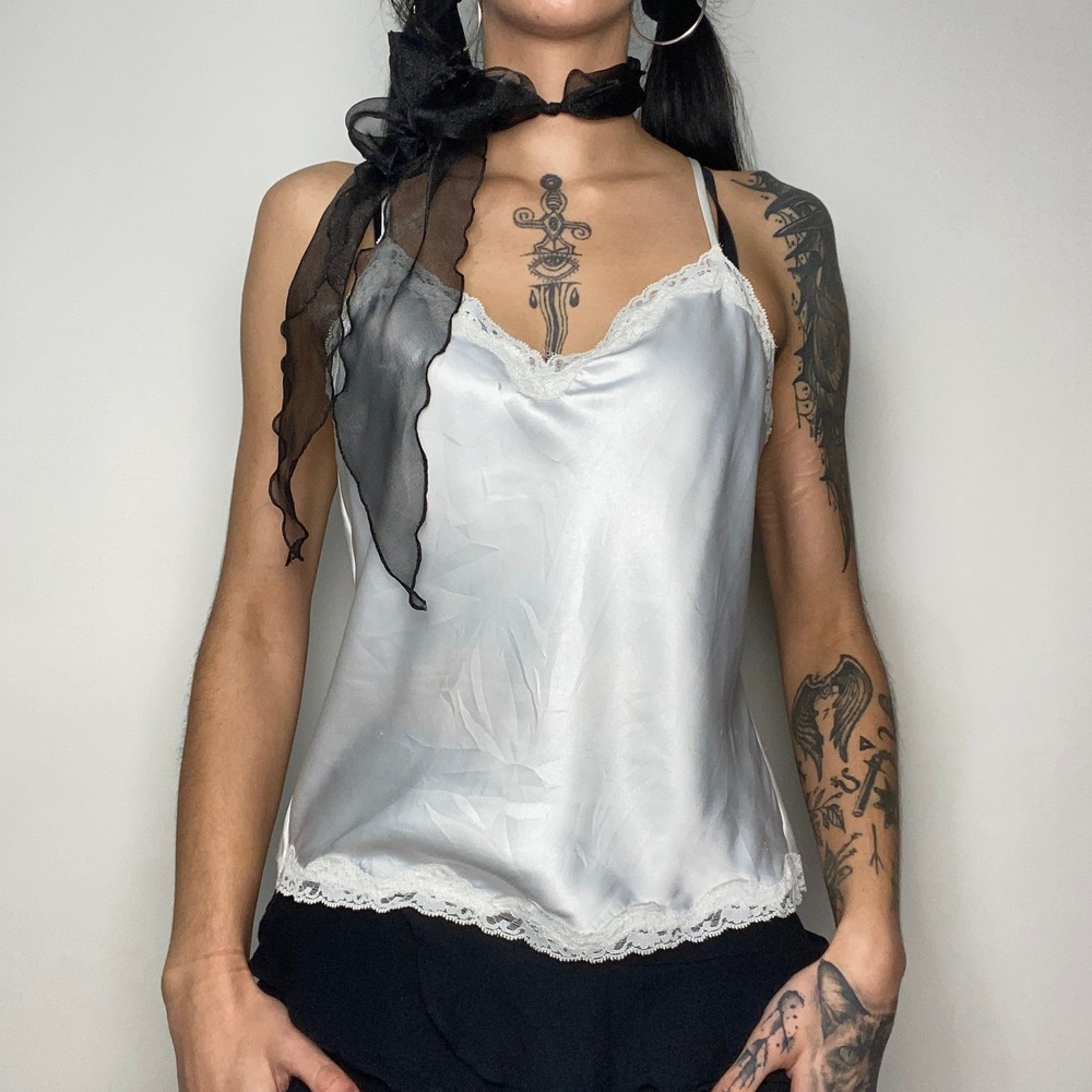 Vtg Y2K 2002 Victoria's Secret White Satin Lace Trim Camisole Lingerie Top S